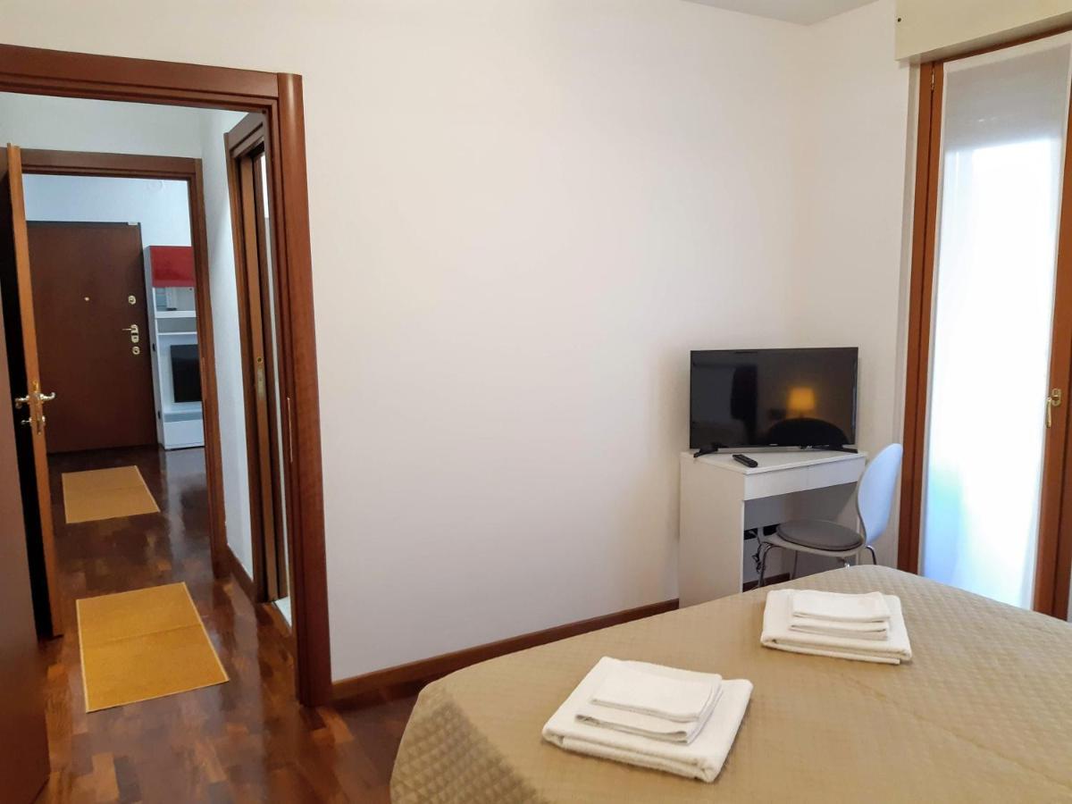 Suite Rent Milan Bagian luar foto